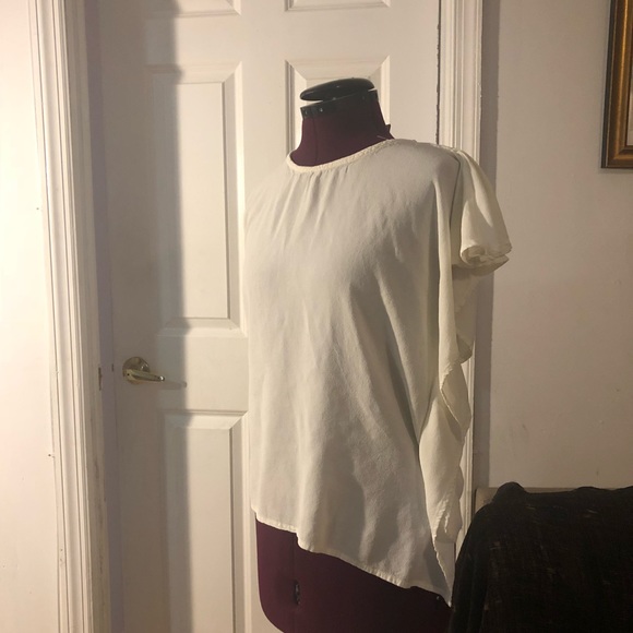 Asymmetric crepe top / blouse - Picture 2 of 4